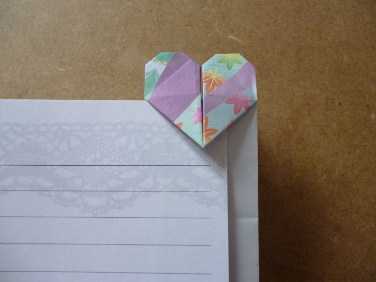Origami corner bookmarks Atelier Ilyere